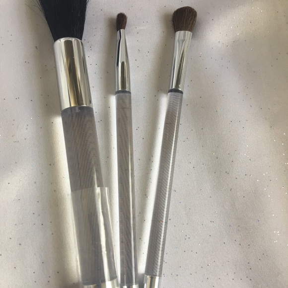 Lancome 3 Piece Makeup Brush Set Acrylic Handles - Picture 3 of 6